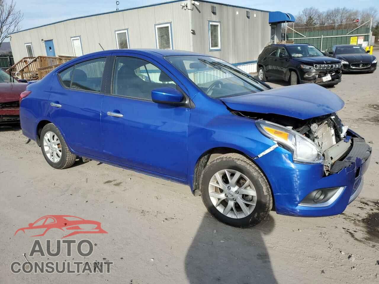NISSAN VERSA 2017 - 3N1CN7AP3HL868000