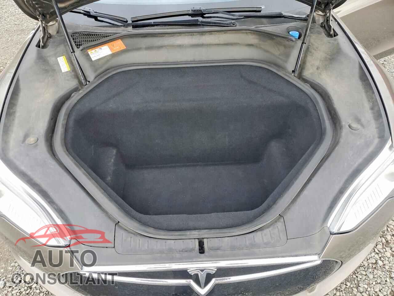 TESLA MODEL S 2016 - 5YJSA1E27GF133548