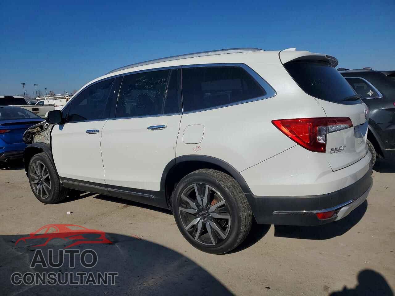 HONDA PILOT 2020 - 5FNYF6H03LB026560