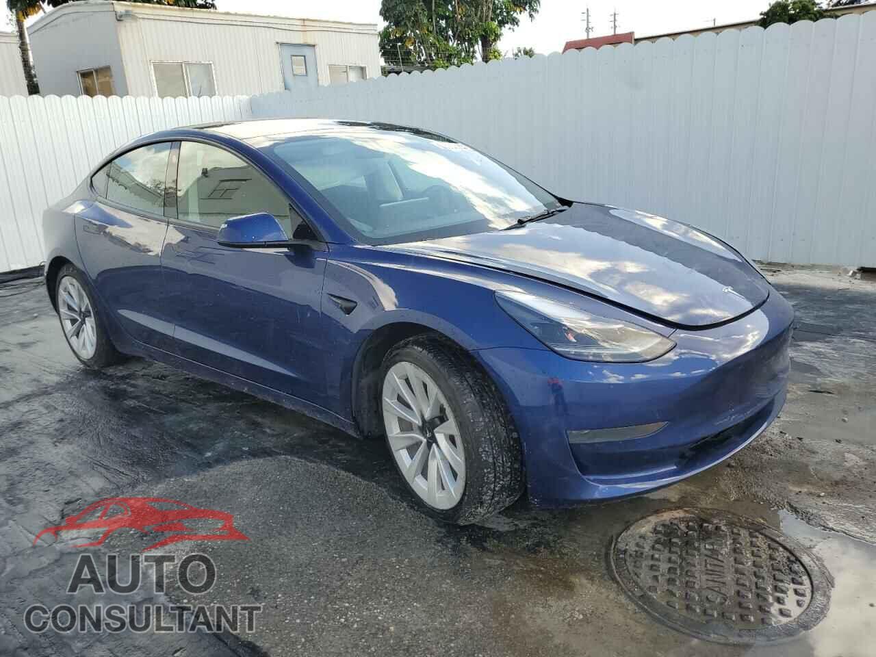 TESLA MODEL 3 2022 - 5YJ3E1EA5NF369175