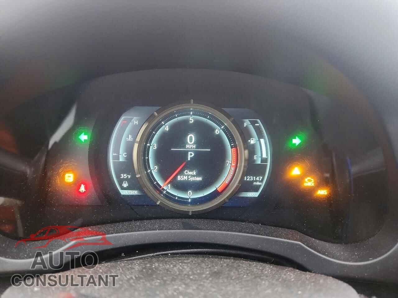 LEXUS IS 2014 - JTHCE1D25E5004571