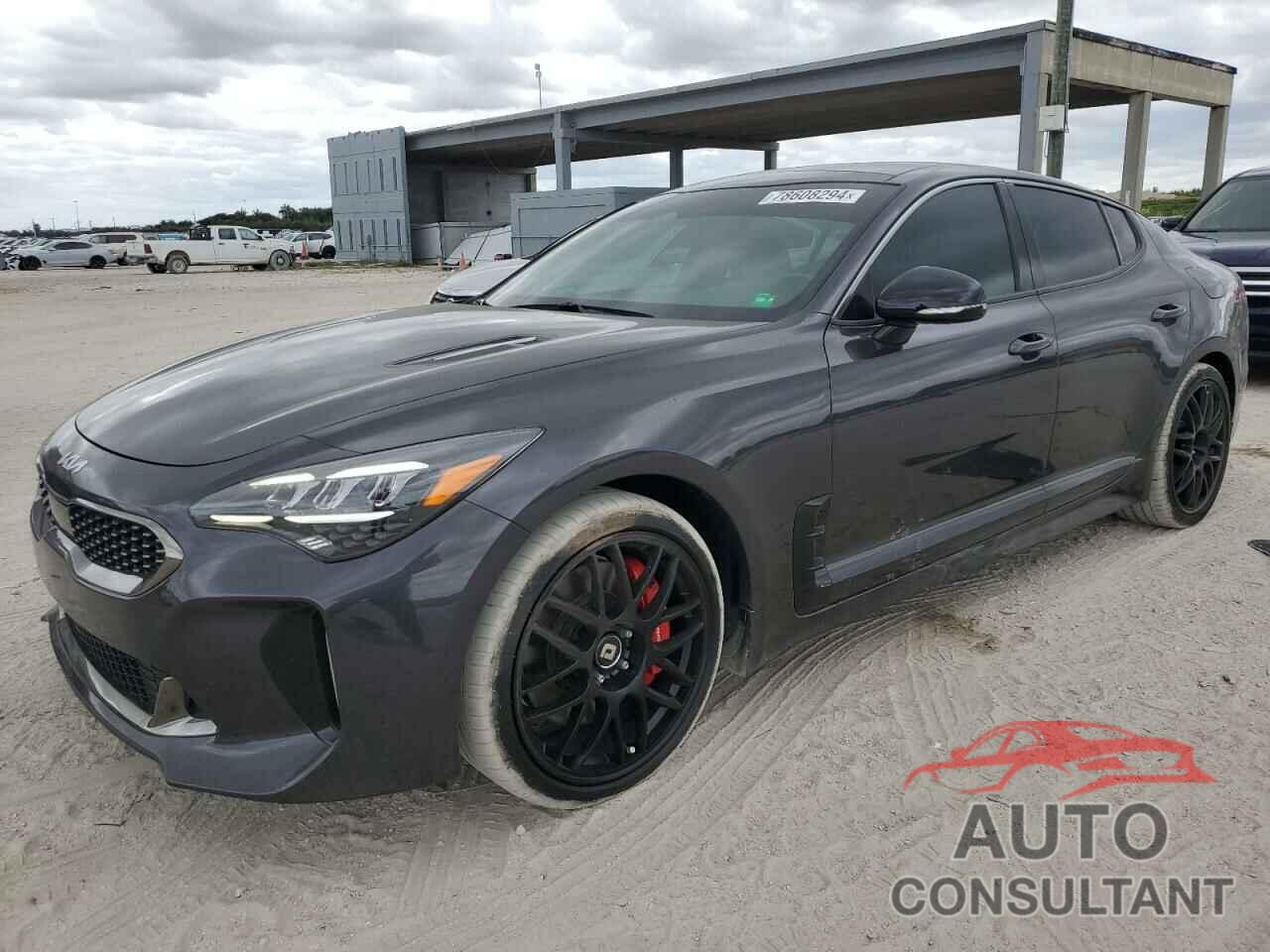 KIA STINGER 2023 - KNAE35LD3P6131825