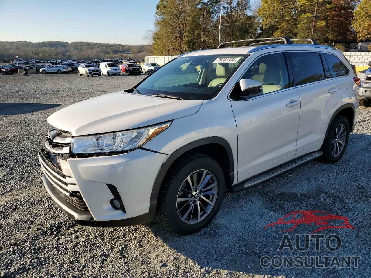 TOYOTA HIGHLANDER 2018 - 5TDKZRFH6JS550012