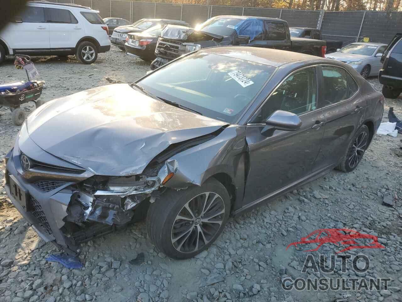 TOYOTA CAMRY 2018 - 4T1B11HKXJU036155