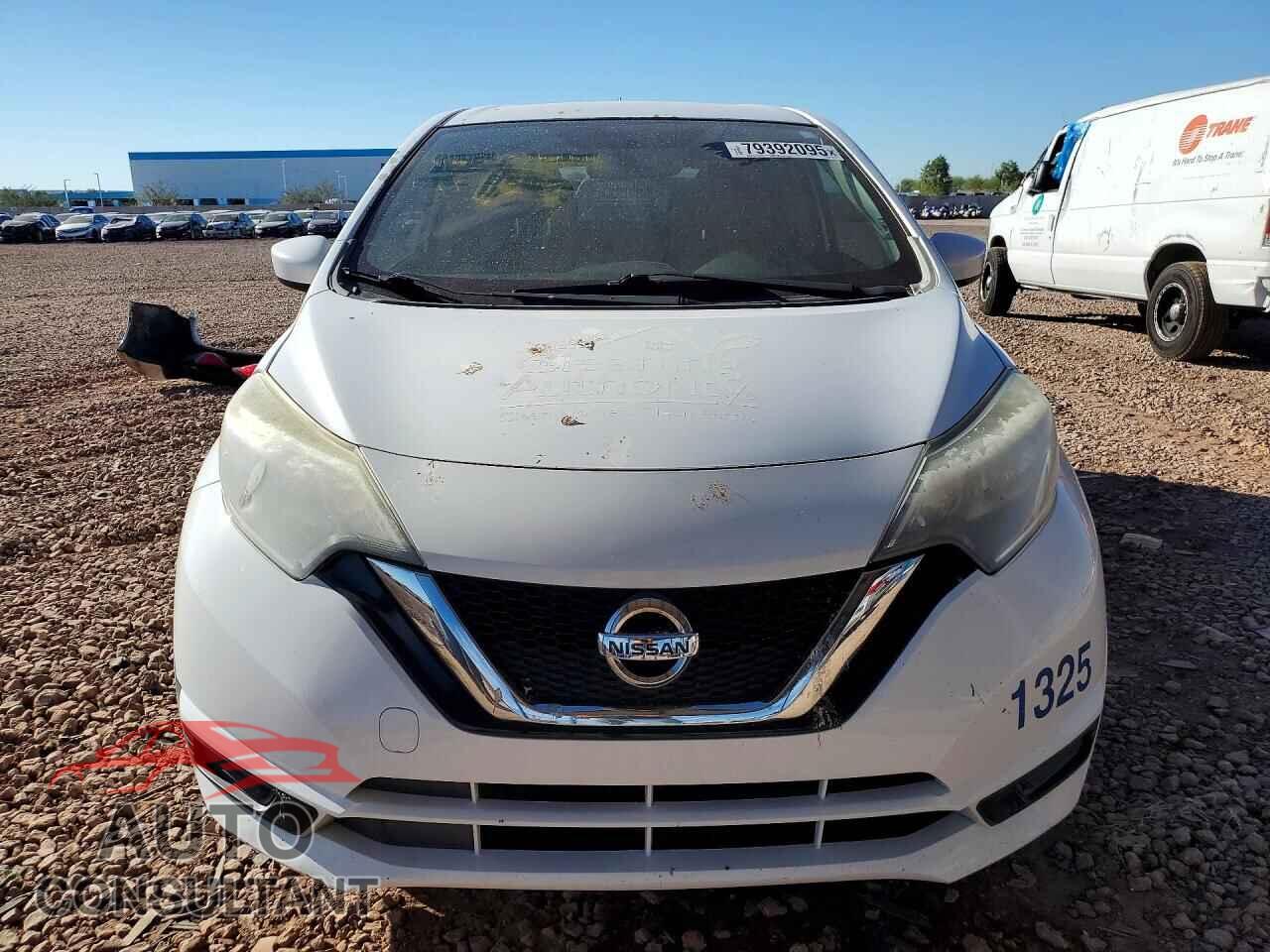 NISSAN VERSA NOTE 2017 - 3N1CE2CP3HL381248
