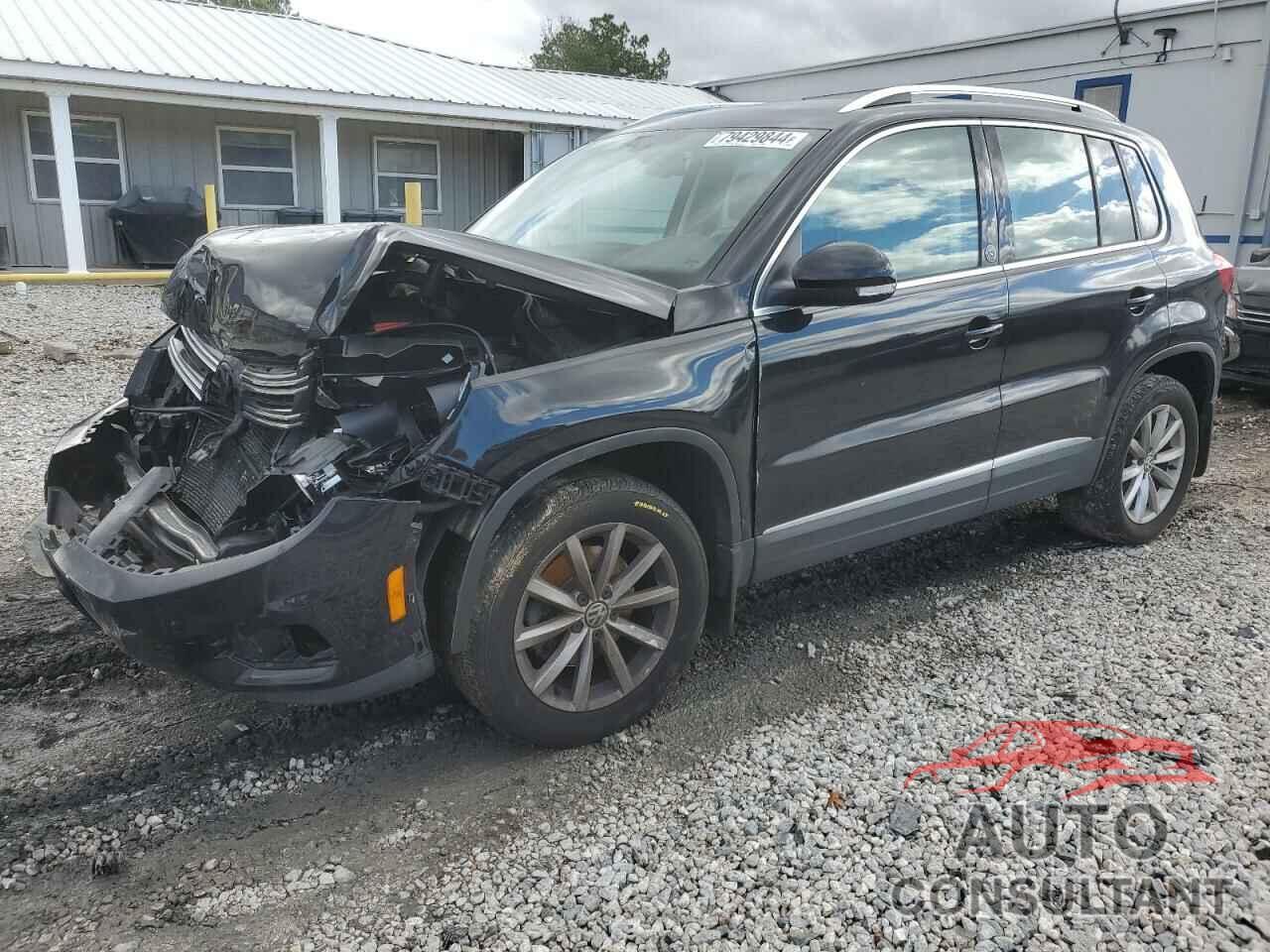 VOLKSWAGEN TIGUAN 2017 - WVGSV7AX8HK005151