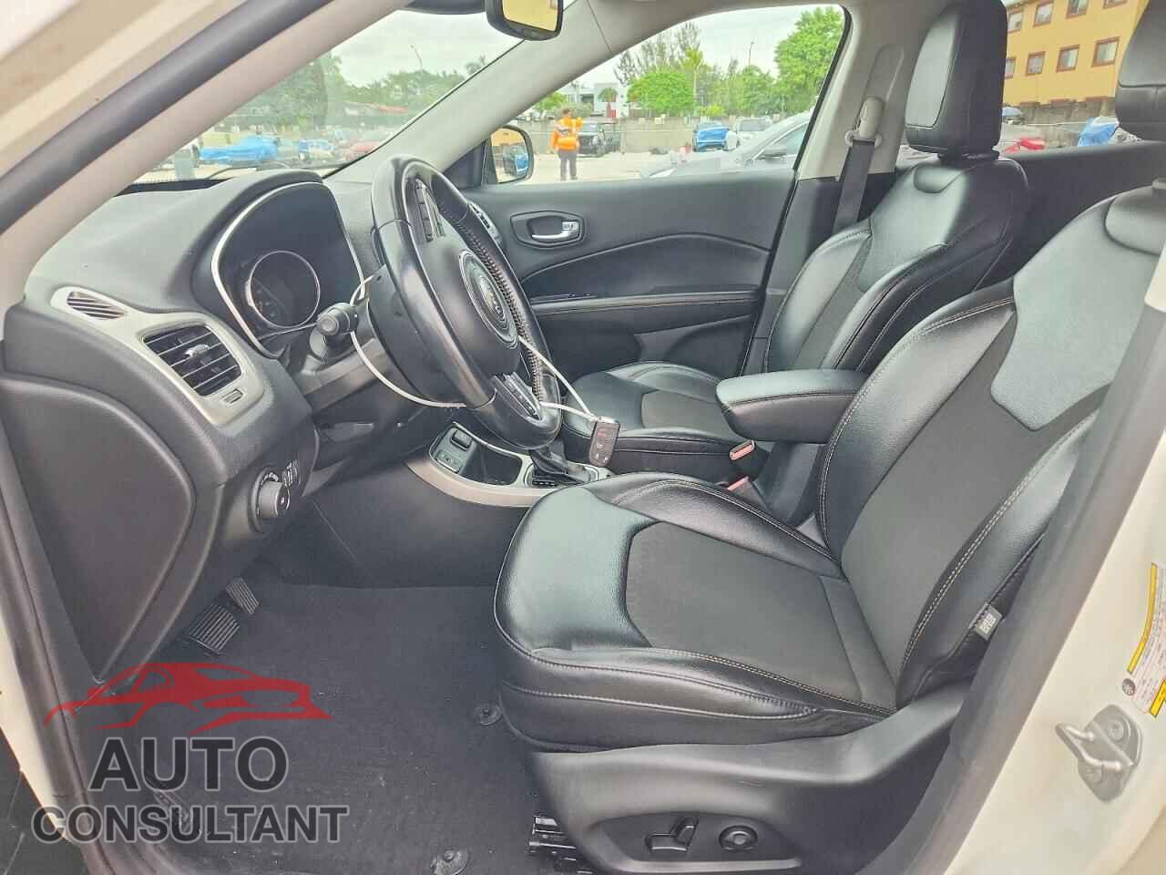 JEEP COMPASS 2020 - 3C4NJCBB2LT252830