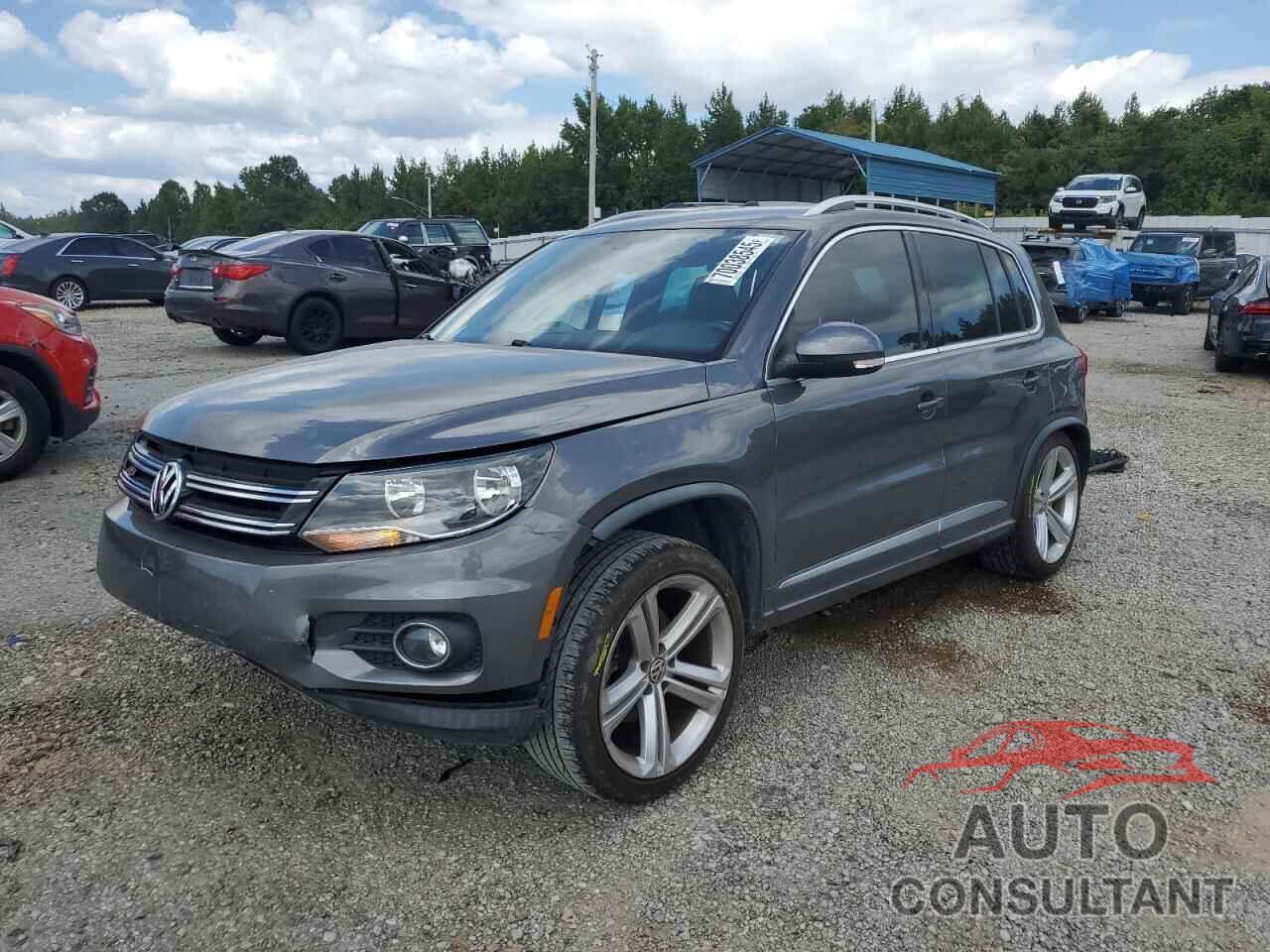 VOLKSWAGEN TIGUAN 2016 - WVGAV7AX8GW087336