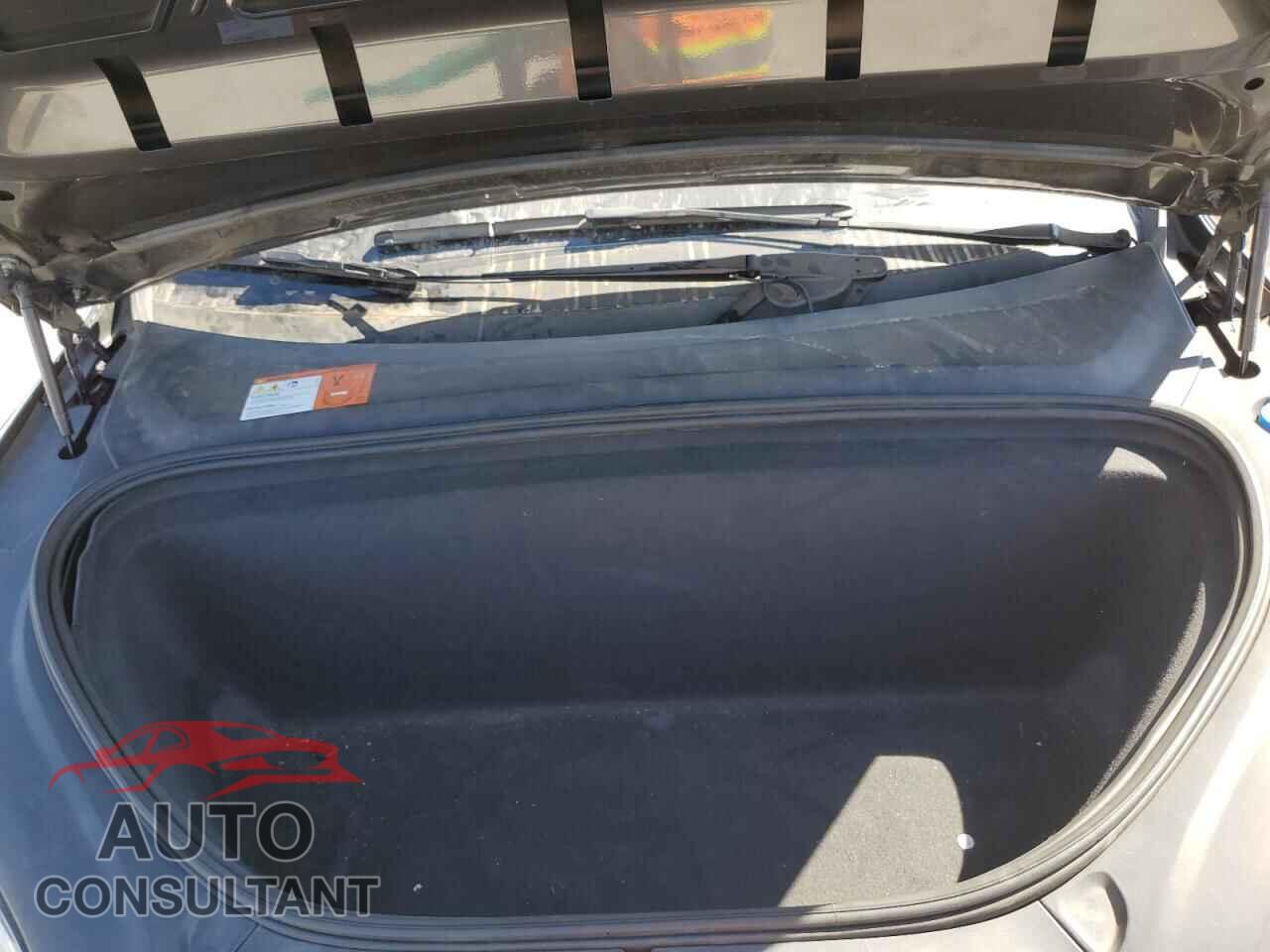 TESLA MODEL X 2017 - 5YJXCAE27HF039302