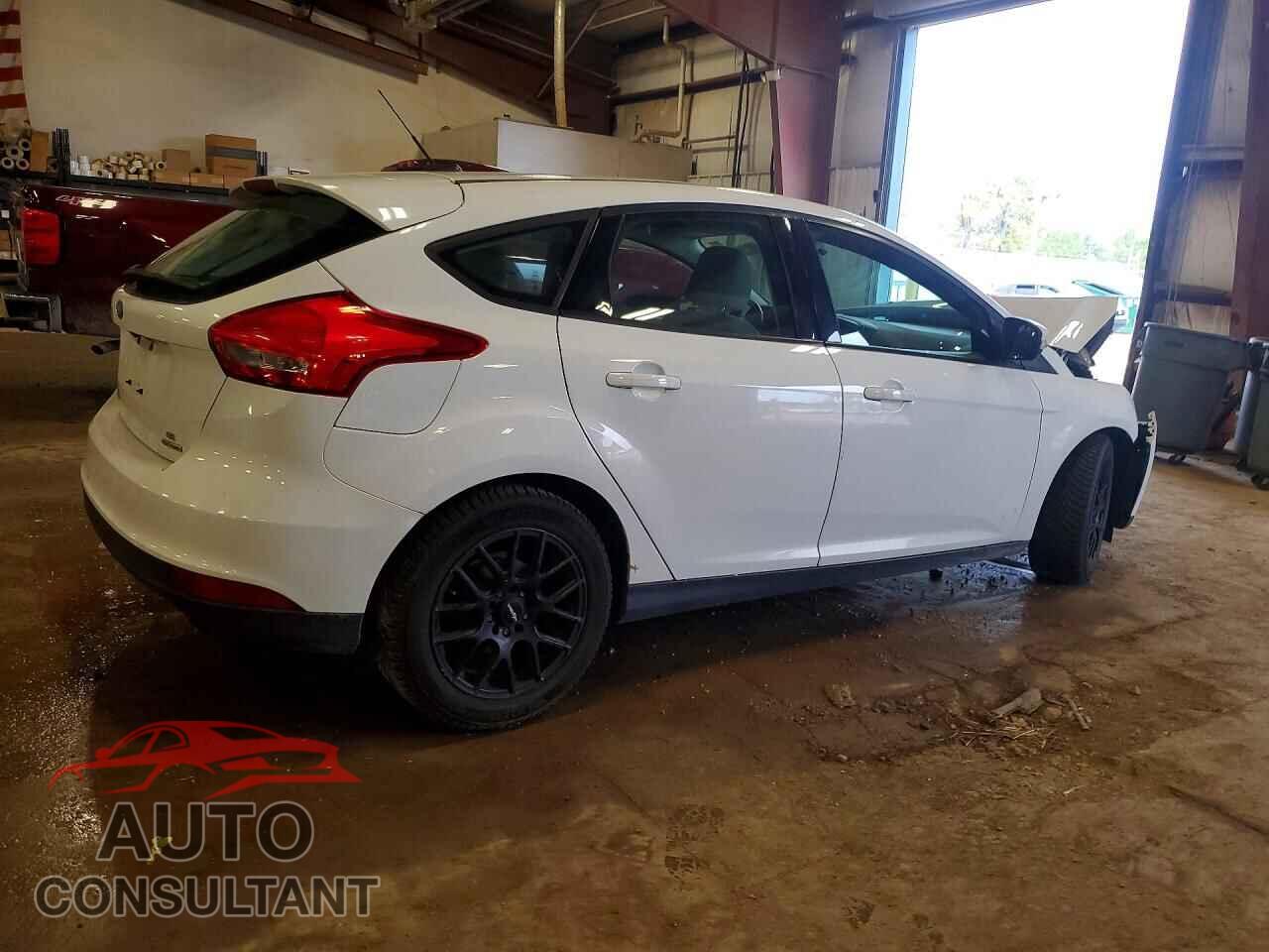 FORD FOCUS 2016 - 1FADP3K29GL229725