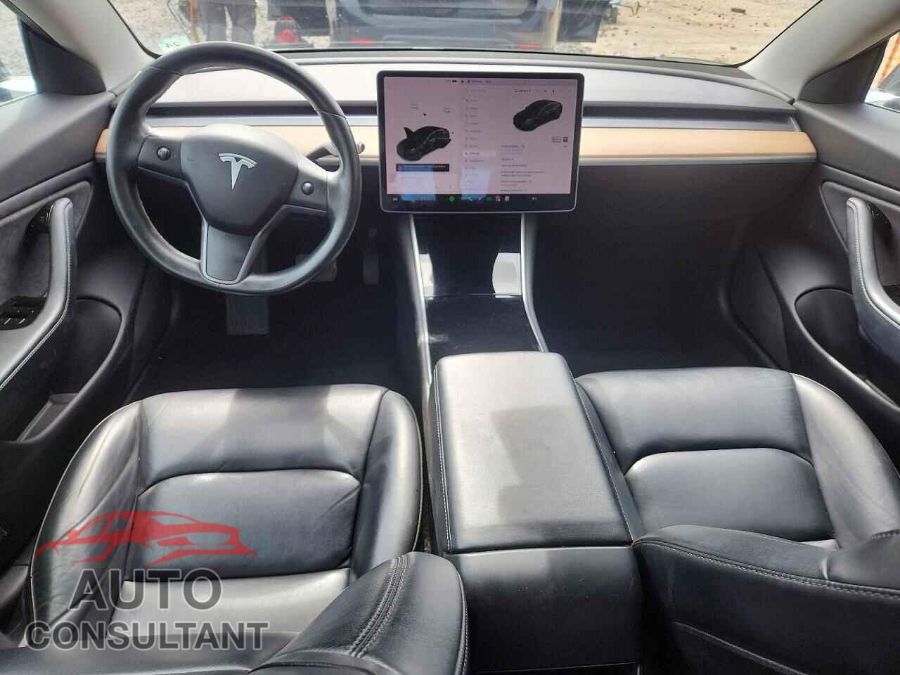TESLA MODEL 3 2019 - 5YJ3E1EB7KF199065