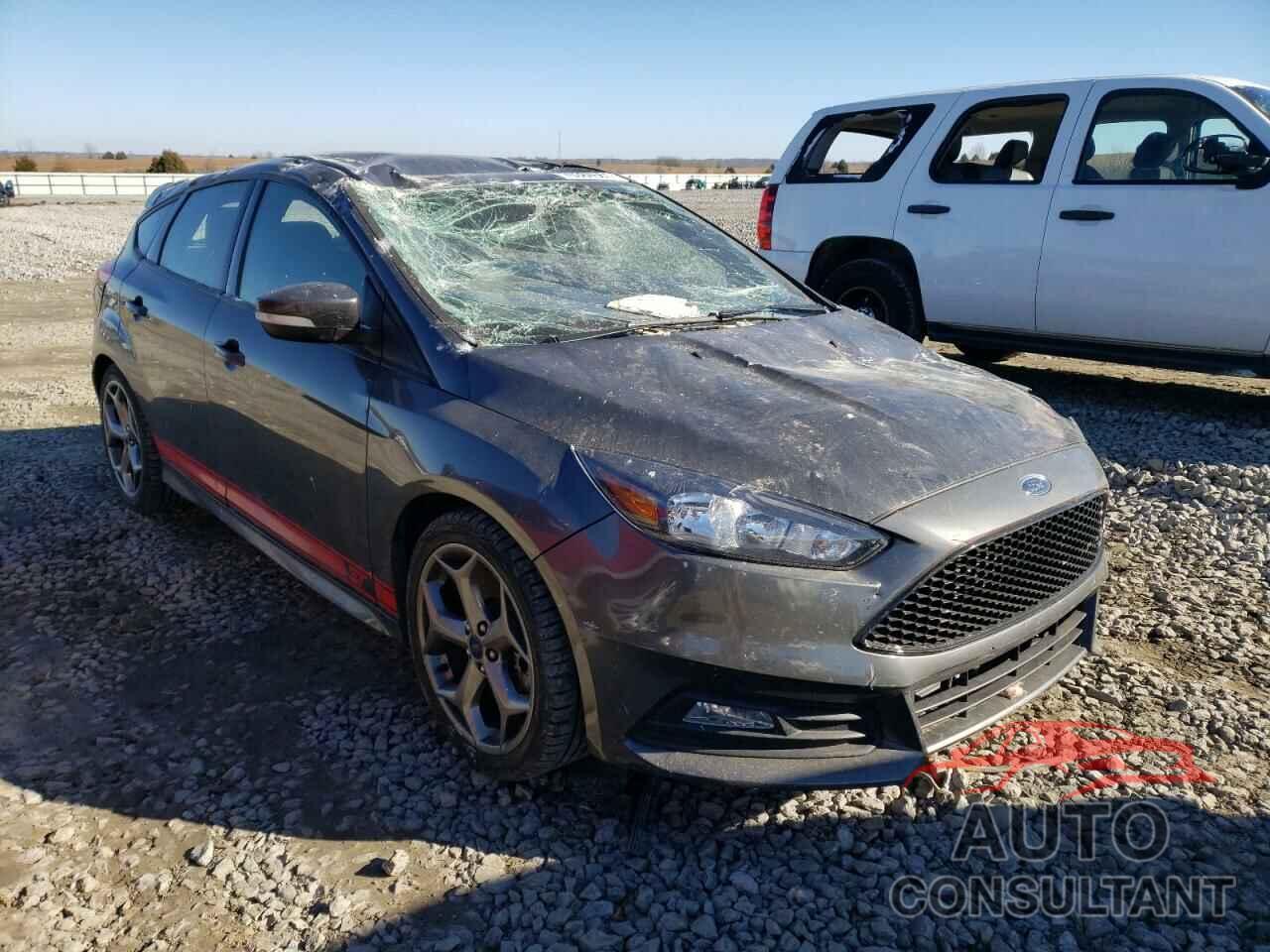 FORD FOCUS 2017 - 1FADP3L97HL236573