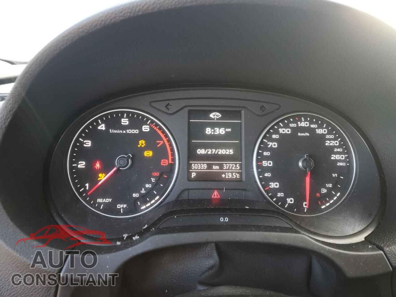 AUDI A3 2020 - WAUBEGFF0LA044347