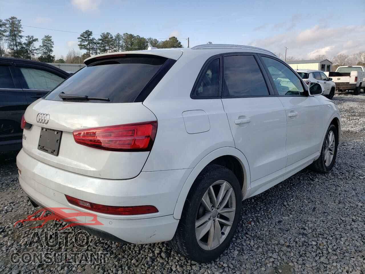 AUDI Q3 2017 - WA1BCCFS4HR013961
