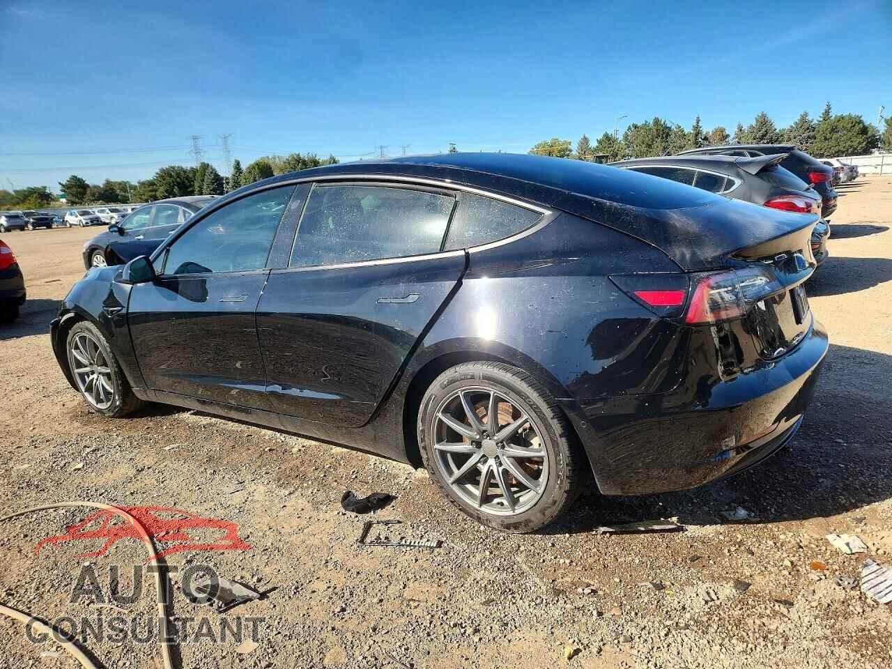 TESLA MODEL 3 2021 - 5YJ3E1EA5MF871182