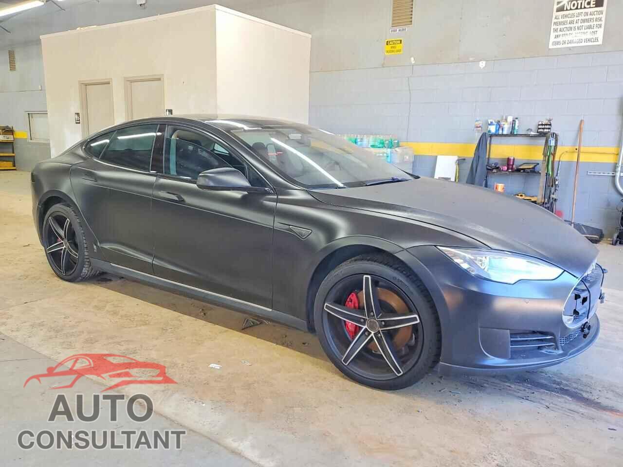 TESLA MODEL S 2014 - 5YJSA1H13EFP48744