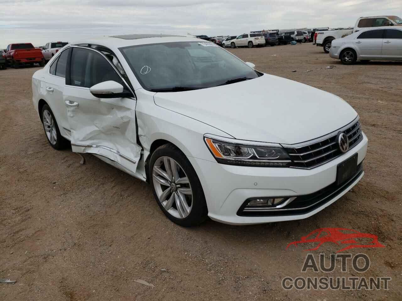 VOLKSWAGEN PASSAT 2017 - 1VWGT7A3XHC018245