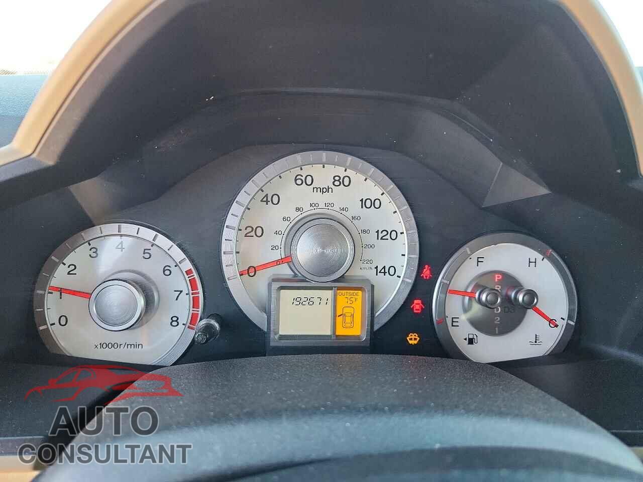 HONDA PILOT 2011 - 5FNYF4H48BB048124
