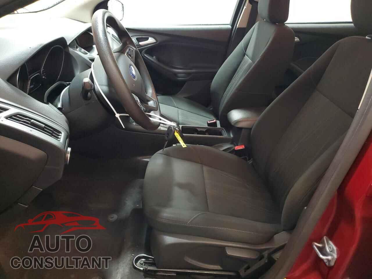 FORD FOCUS 2017 - 1FADP3F22HL312991