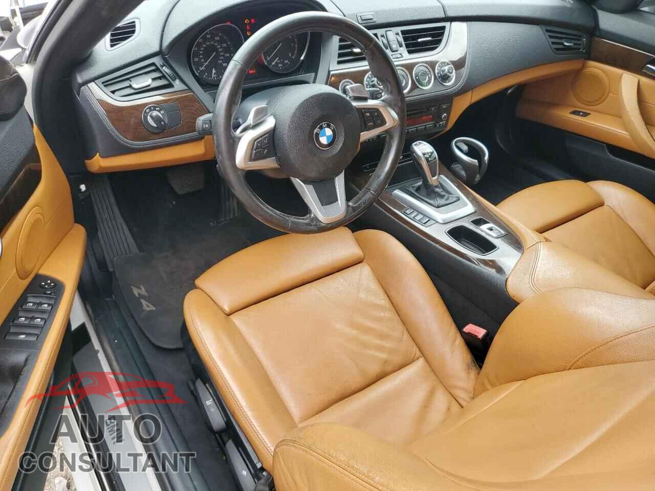 BMW Z4 2011 - WBALM7C54BE384191