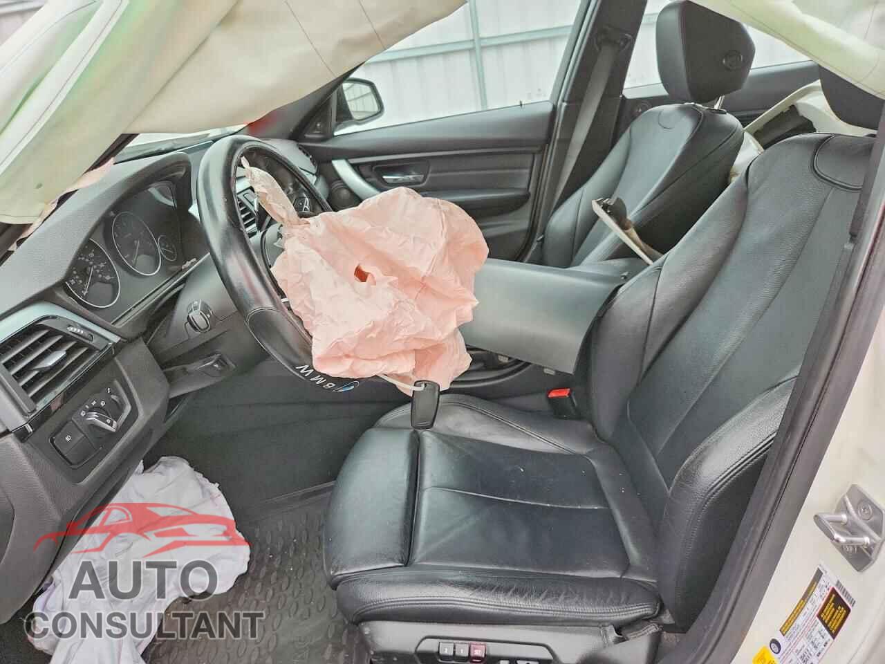 BMW 3 SERIES 2015 - WBA3B3C58FF548248