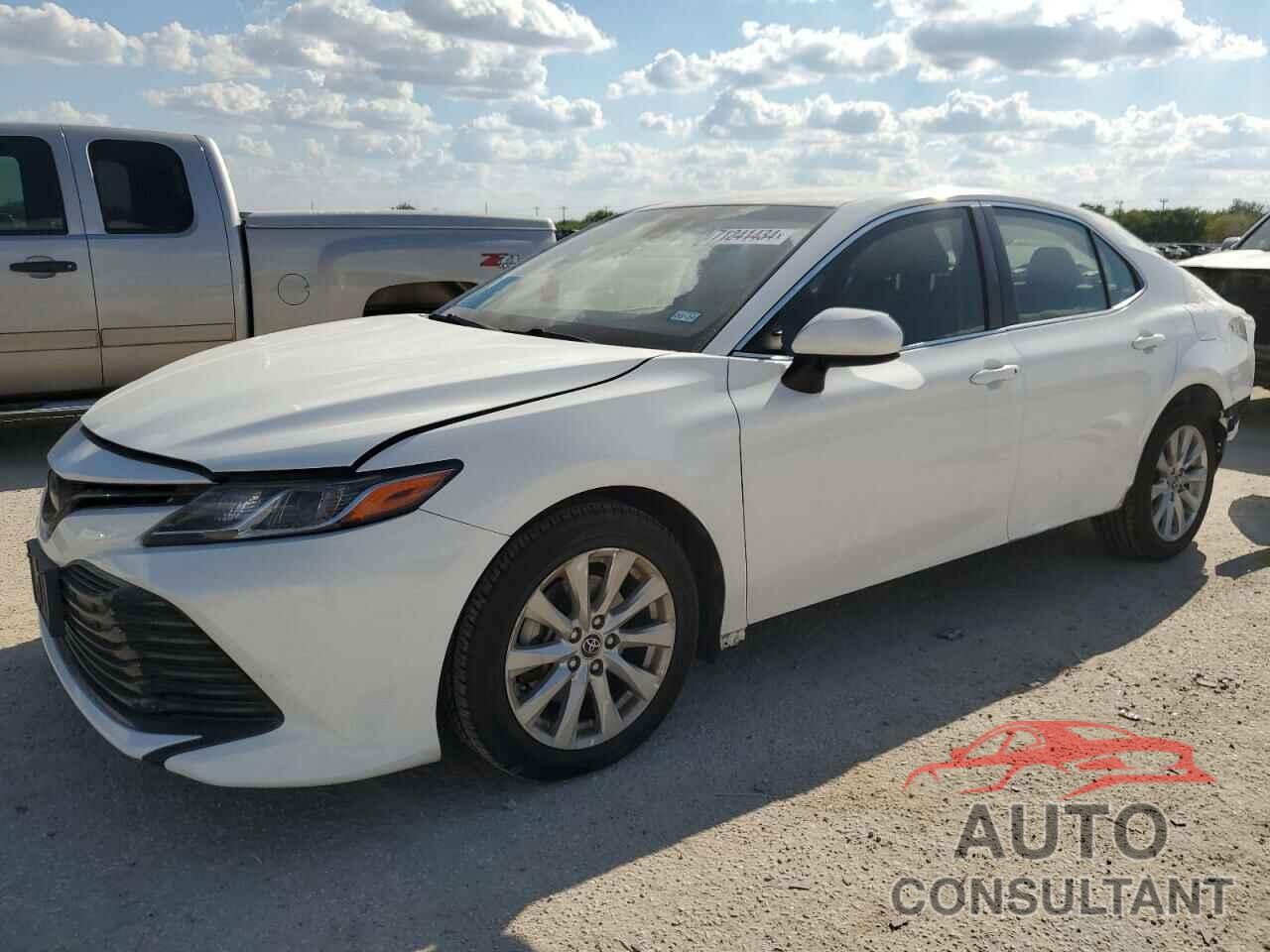 TOYOTA CAMRY 2018 - JTNB11HK2J3066322