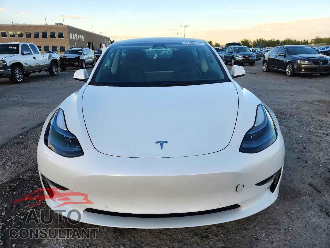 TESLA MODEL 3 2022 - 5YJ3E1EB7NF240749