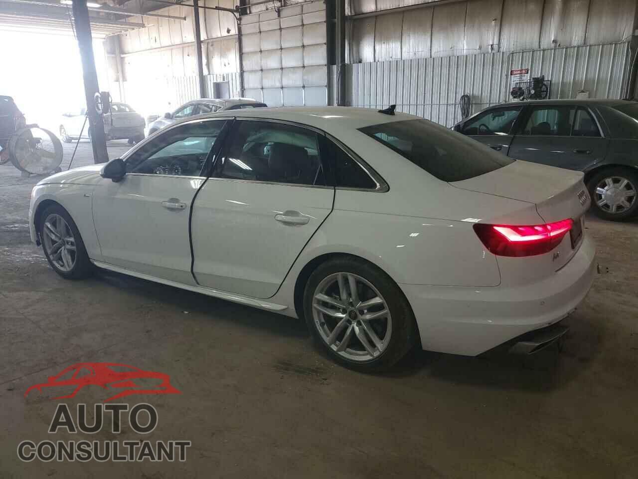 AUDI A4 2024 - WAUEAAF40RN013377