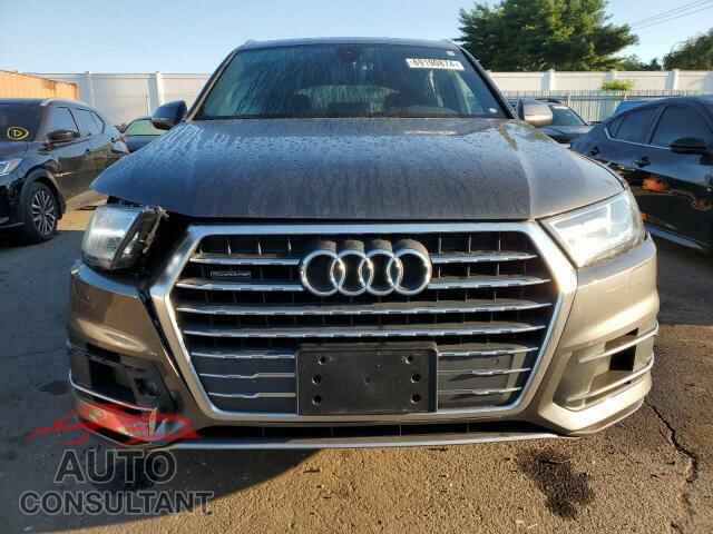 AUDI Q7 2019 - WA1AHAF76KD017799