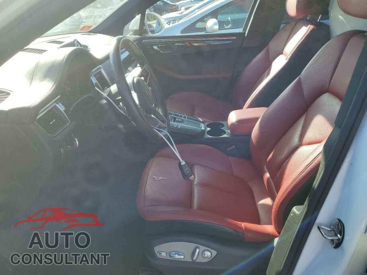 PORSCHE MACAN 2017 - WP1AA2A57HLB08342