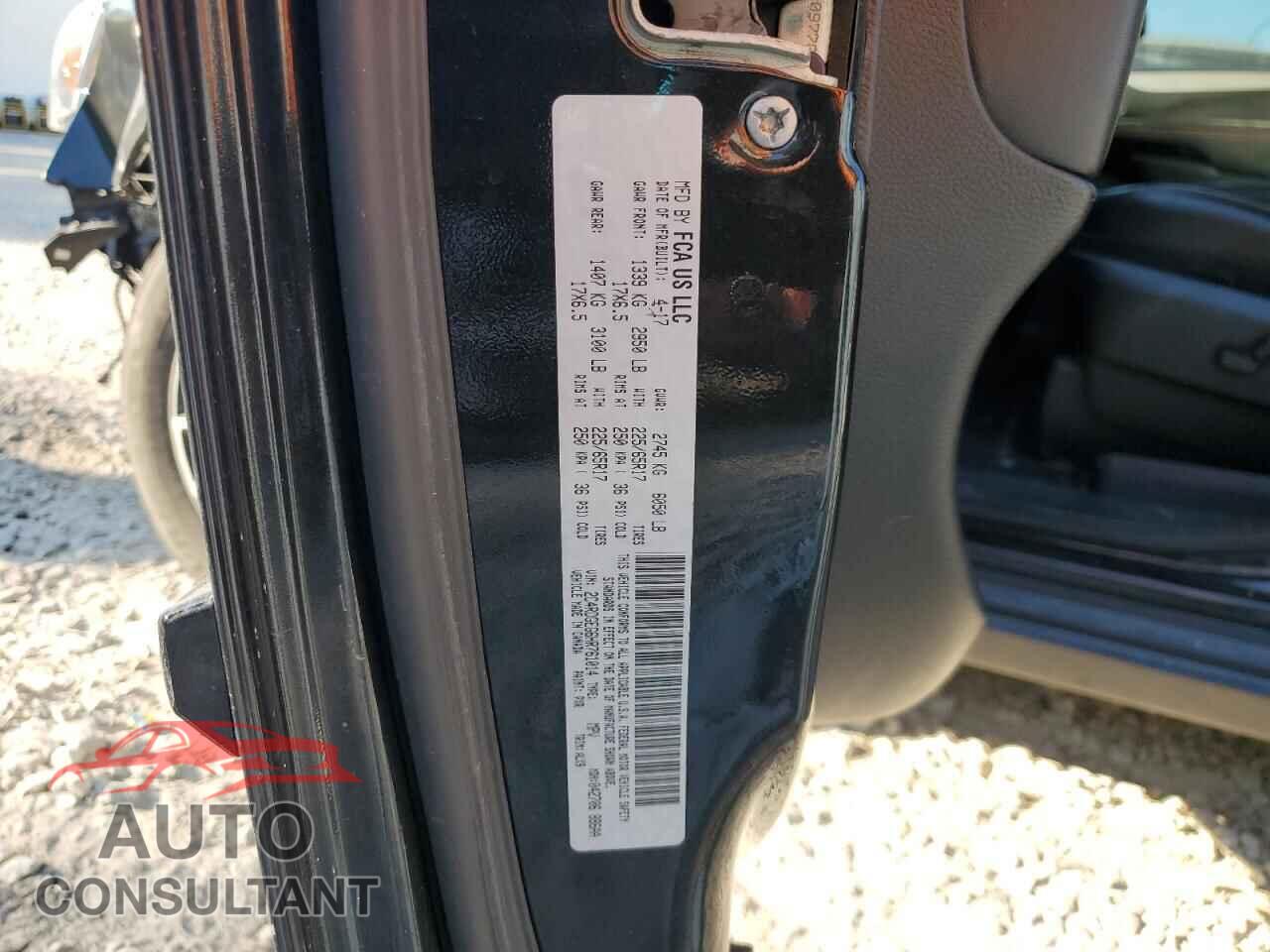 DODGE CARAVAN 2017 - 2C4RDGEG6HR761014
