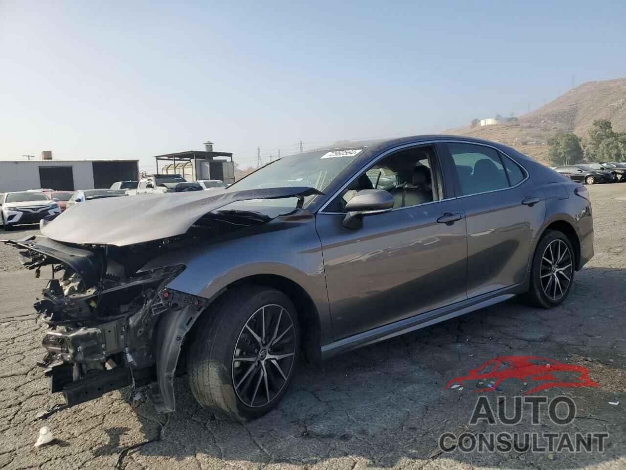 TOYOTA CAMRY 2022 - 4T1G11AK3NU044619
