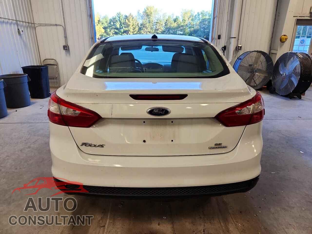 FORD FOCUS 2012 - 1FAHP3F26CL444355