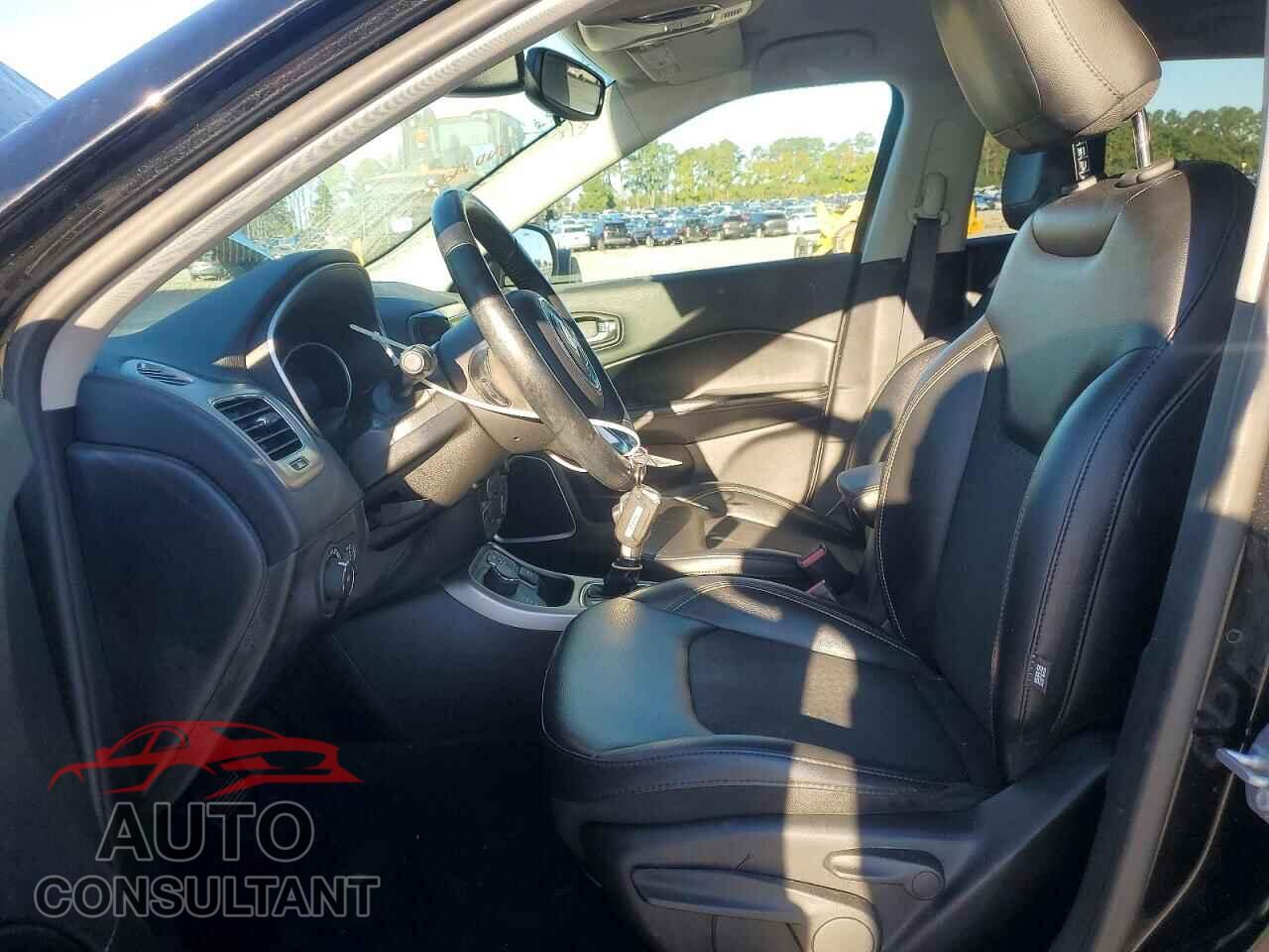 JEEP COMPASS 2019 - 3C4NJDBB7KT650331