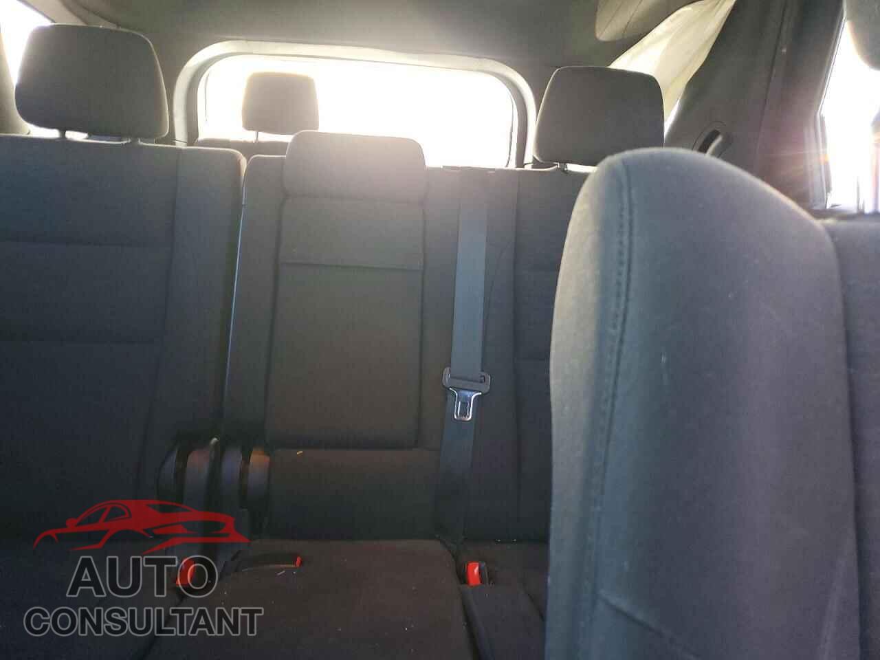 DODGE DURANGO 2018 - 1C4RDJAG1JC255835