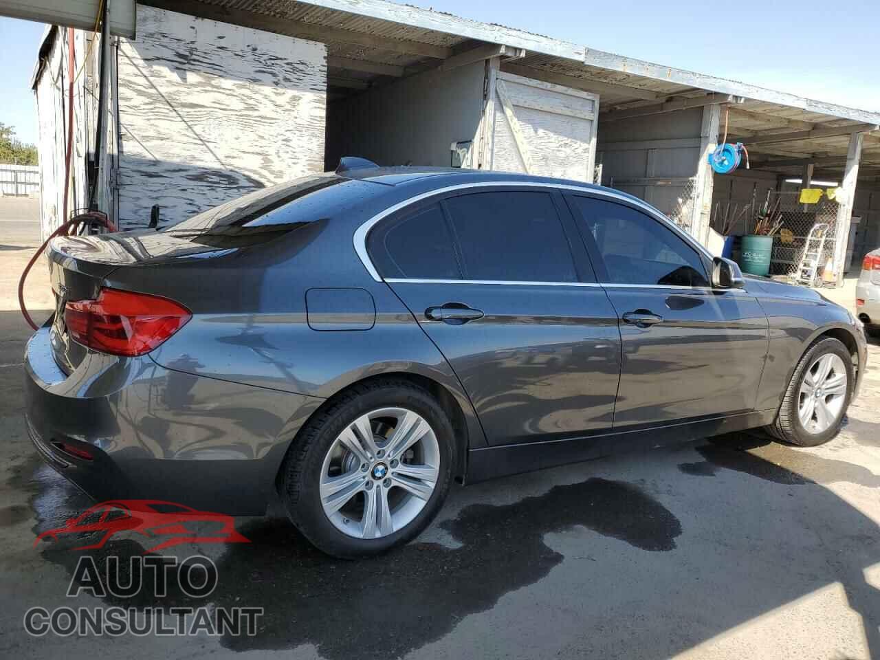 BMW 3 SERIES 2018 - WBA8B9C5XJEE82893