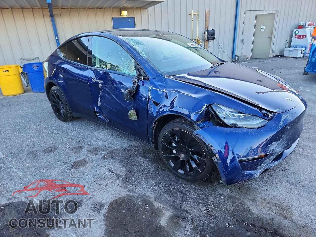TESLA MODEL Y 2022 - 7SAYGDEE7NF365510