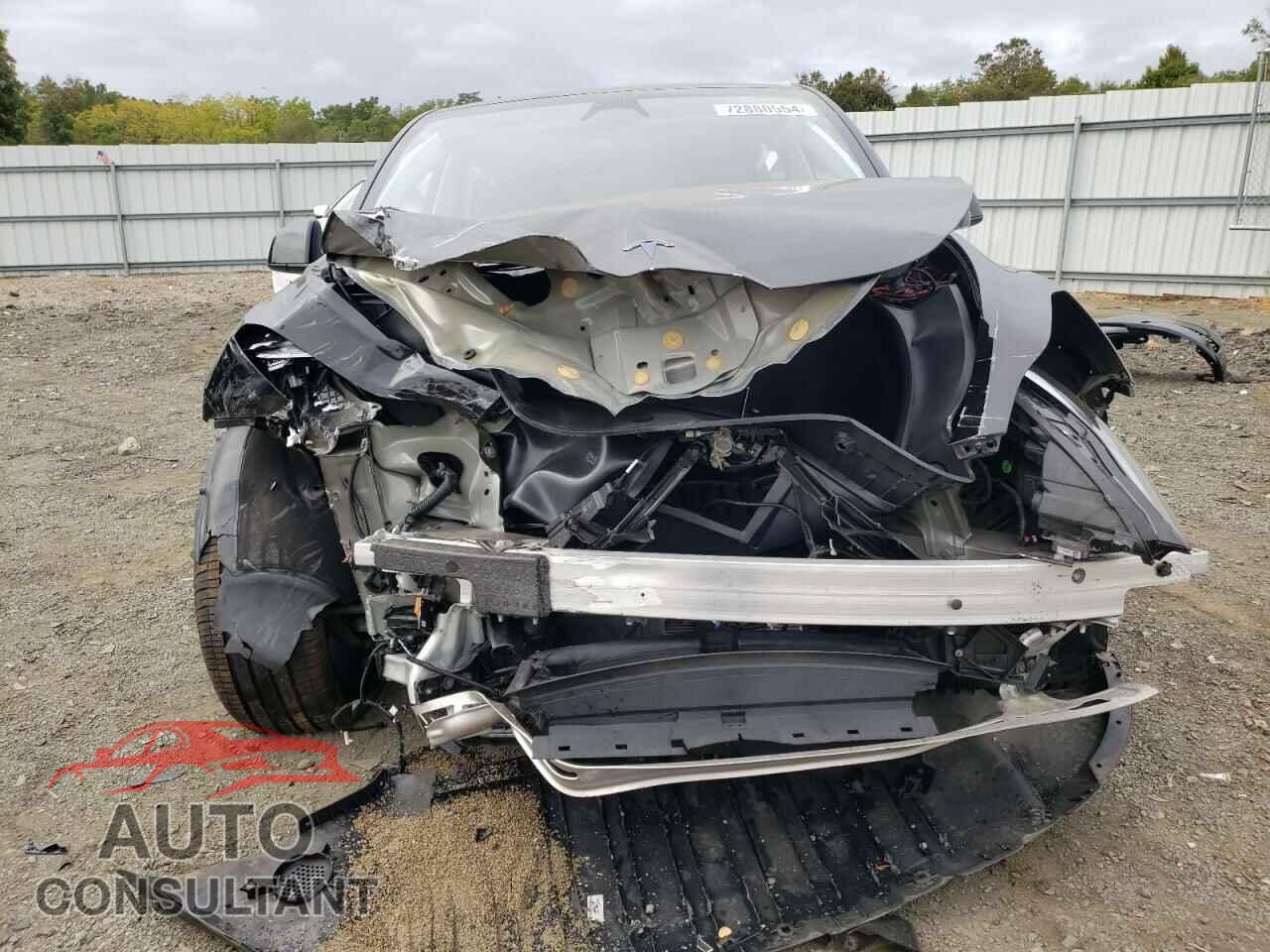 TESLA MODEL Y 2024 - 7SAYGDEE2RA236870