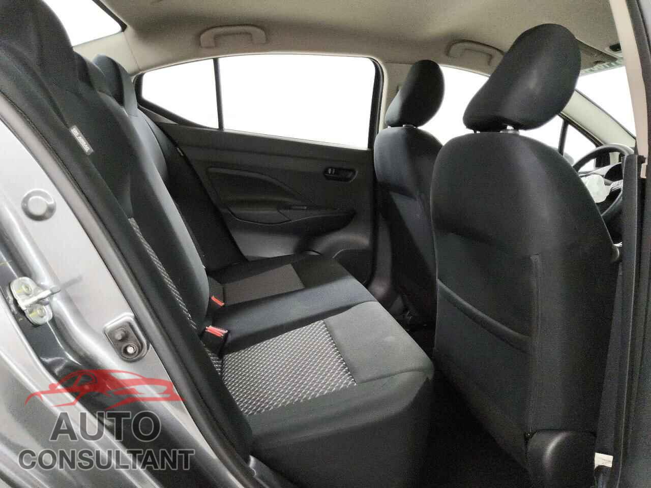 NISSAN VERSA 2024 - 3N1CN8DVXRL910163