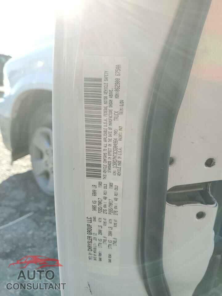 DODGE RAM 1500 2012 - 1C6RD7NT3CS304964