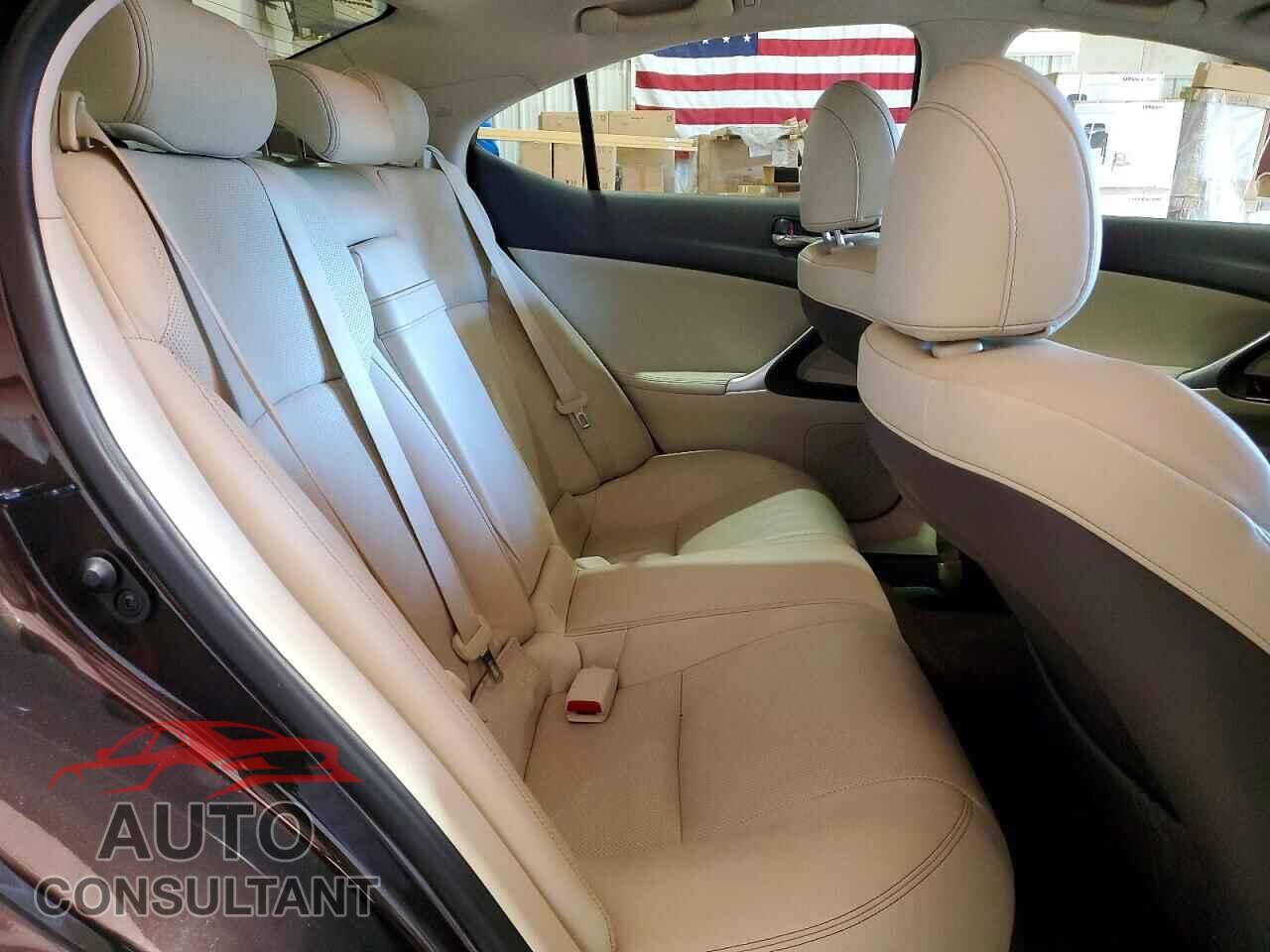 LEXUS IS 2012 - JTHBF5C20C5178790