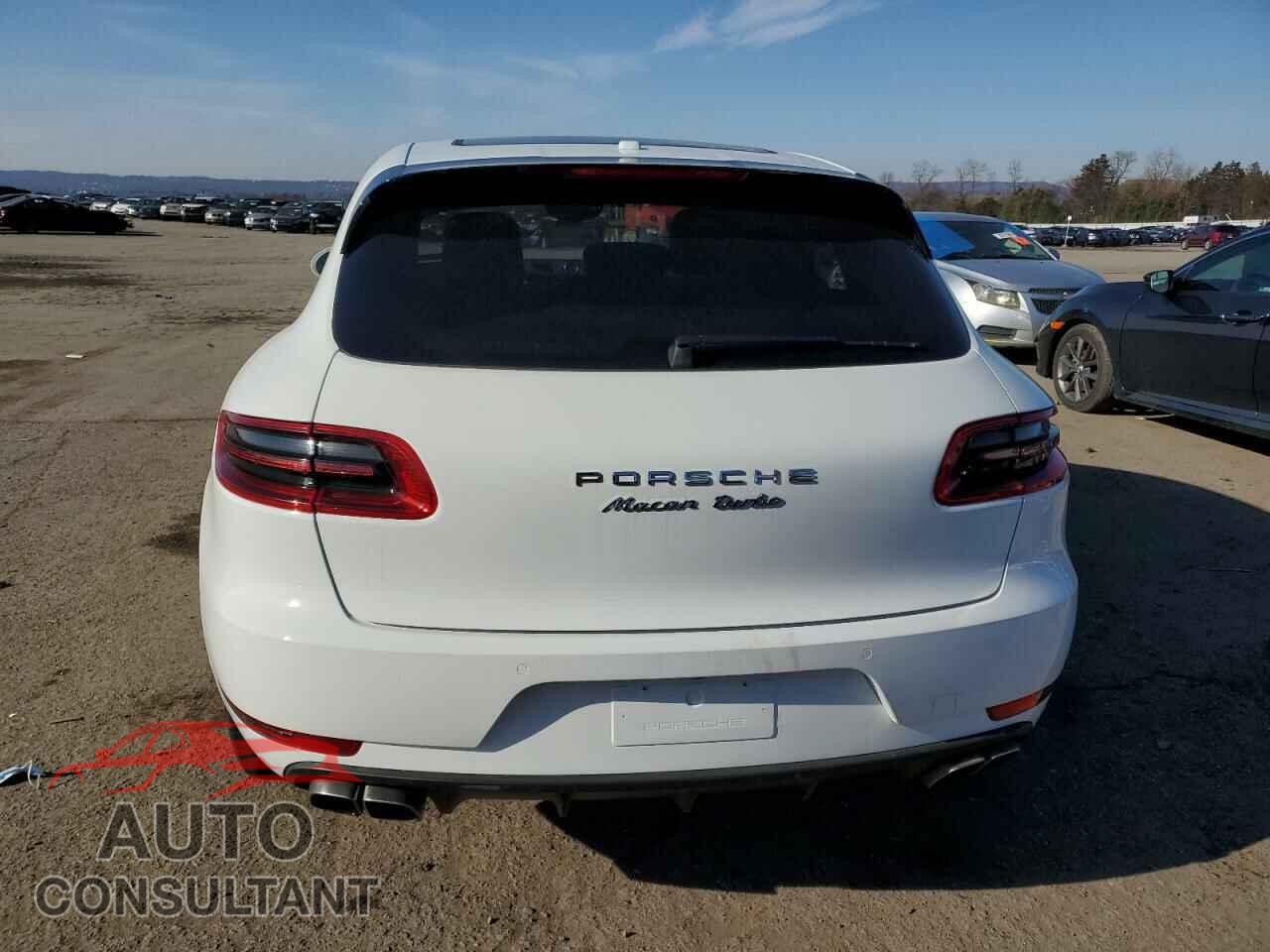 PORSCHE MACAN 2016 - WP1AF2A51GLB95171