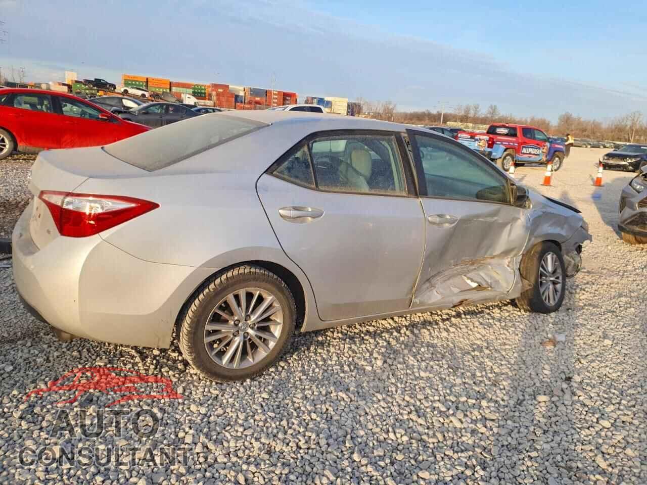 TOYOTA COROLLA 2015 - 2T1BURHE3FC448233