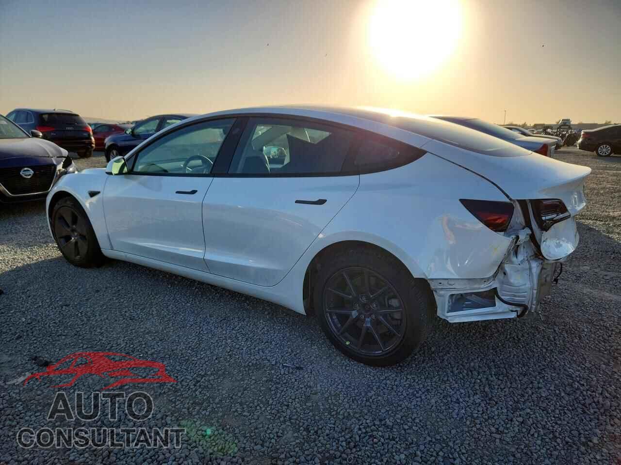 TESLA MODEL 3 2022 - 5YJ3E1EA7NF376502