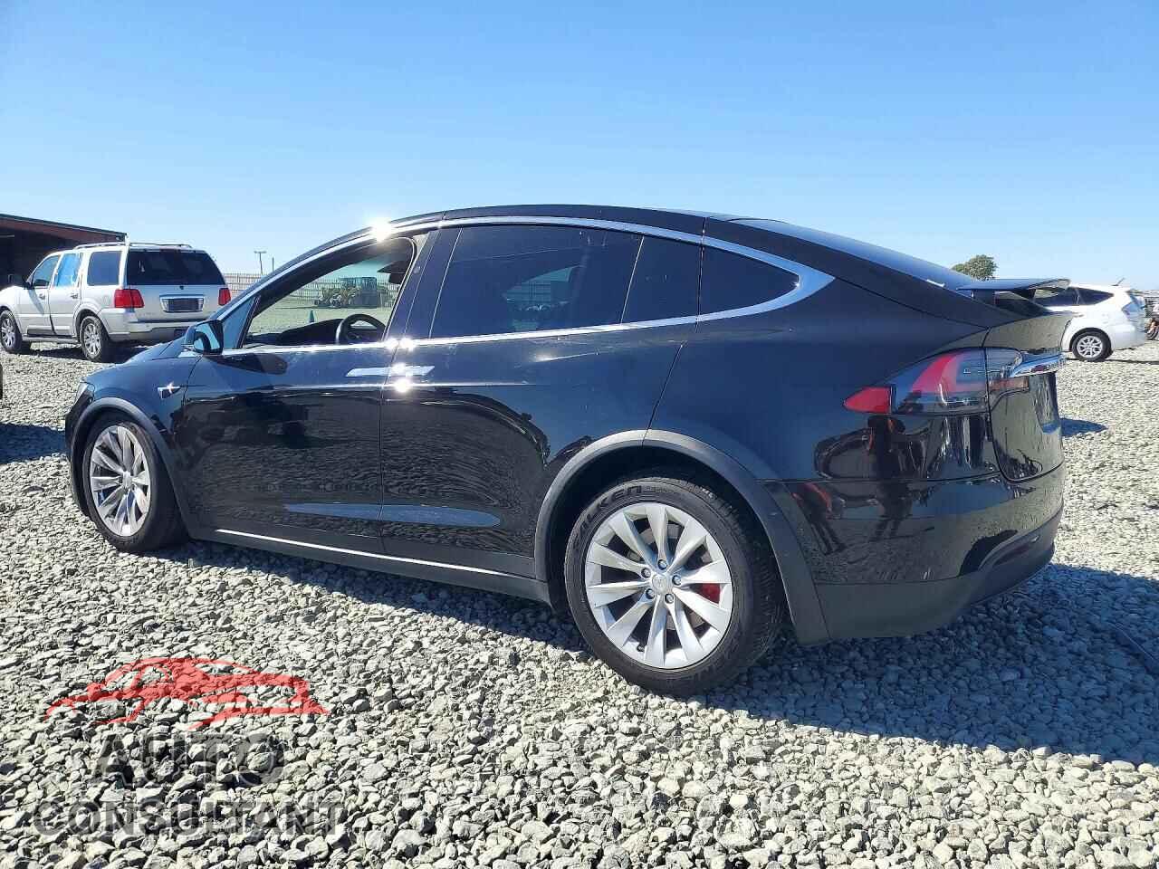 TESLA MODEL X 2020 - 5YJXCBE40LF239082
