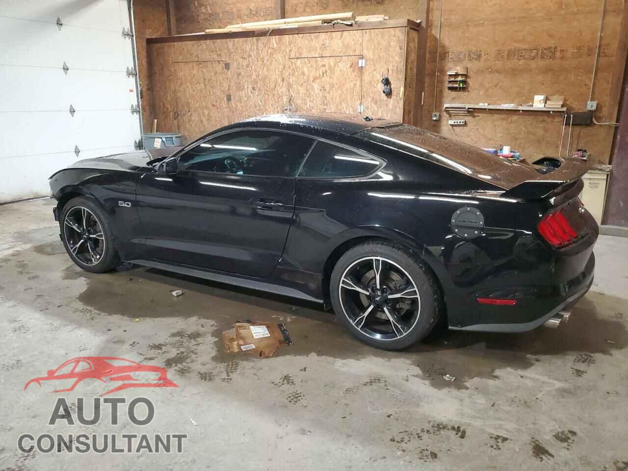 FORD MUSTANG 2019 - 1FA6P8CF5K5204048