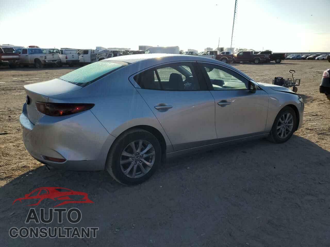 MAZDA 3 2019 - 3MZBPABL3KM114539