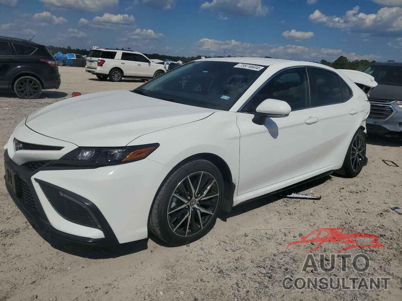 TOYOTA CAMRY 2024 - 4T1G11AK4RU881630