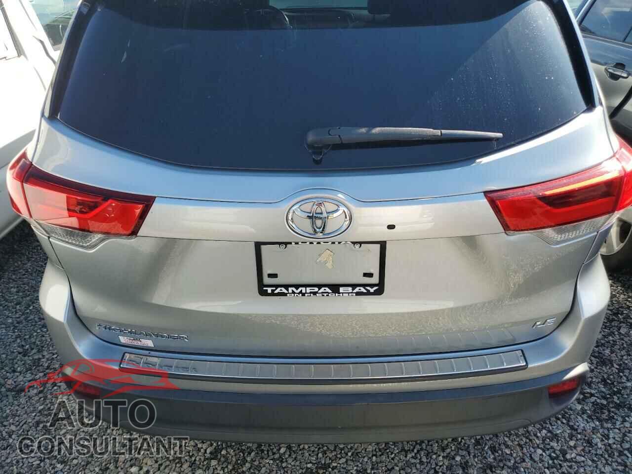 TOYOTA HIGHLANDER 2019 - 5TDZZRFH2KS290501