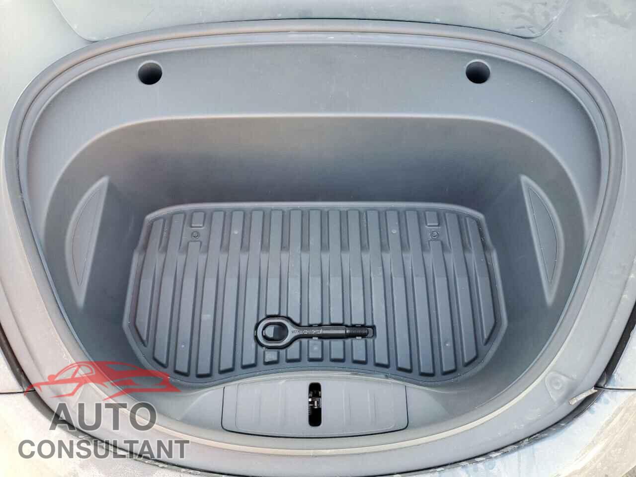 TESLA MODEL 3 2021 - 5YJ3E1EB9MF918058